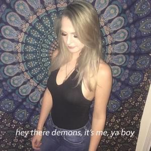 Meet your Posher, Kaylee